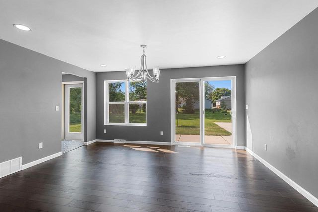 2354 EAST RIVER DRIVE, Green Bay, WI 54301