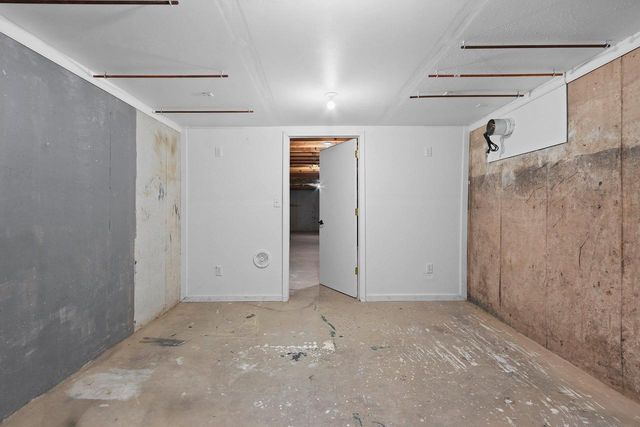 2354 EAST RIVER DRIVE, Green Bay, WI 54301