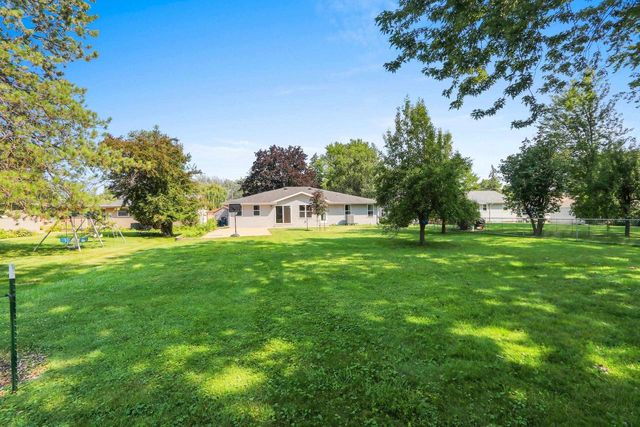 2354 EAST RIVER DRIVE, Green Bay, WI 54301
