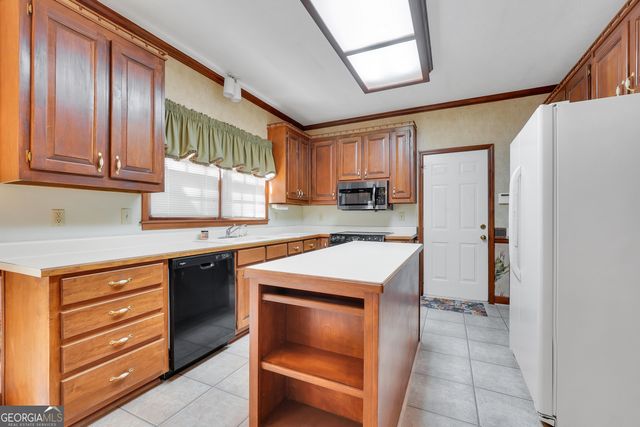 2141 S River Rd, Conyers, GA 30094