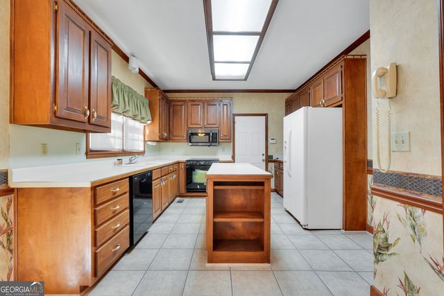 2141 S River Rd, Conyers, GA 30094