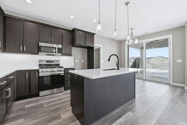 1201 Zenos Boulevard, Fort Wayne, IN 46818