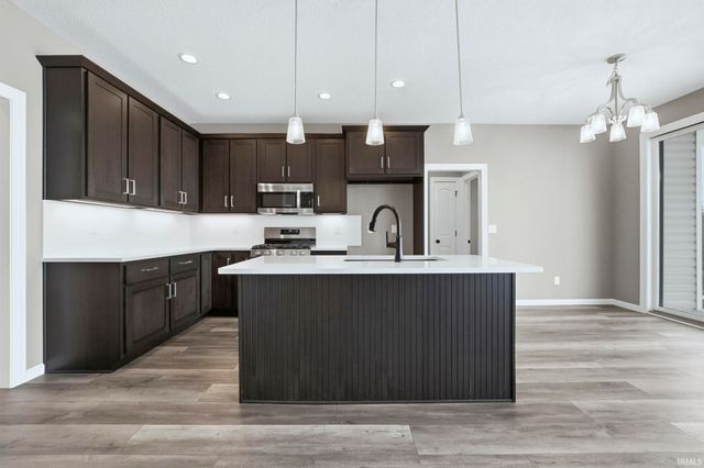 1201 Zenos Boulevard, Fort Wayne, IN 46818