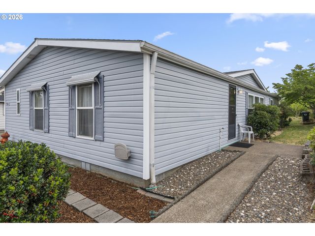 17561 Sw HANCOCK Way, Beaverton, OR 97006