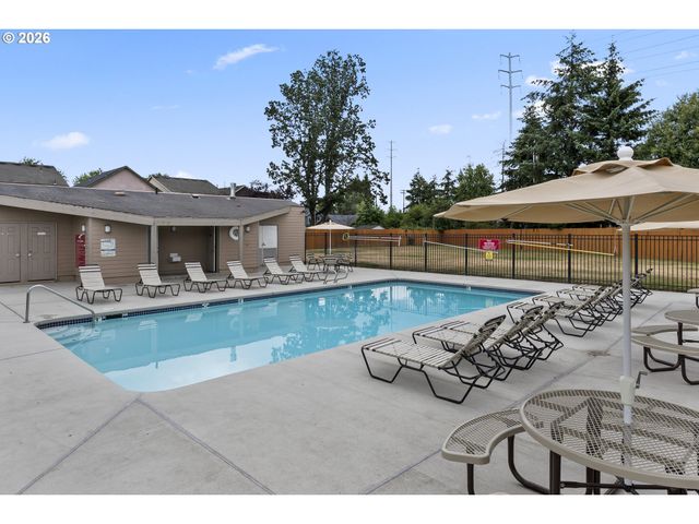 17561 Sw HANCOCK Way, Beaverton, OR 97006