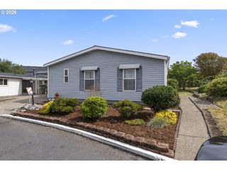 17561 Sw HANCOCK Way, Beaverton, OR 97006