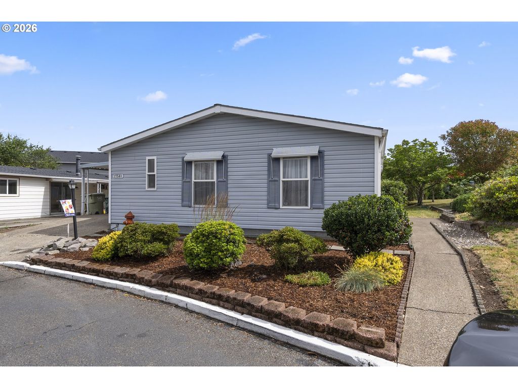 17561 Sw HANCOCK Way, Beaverton, OR 97006