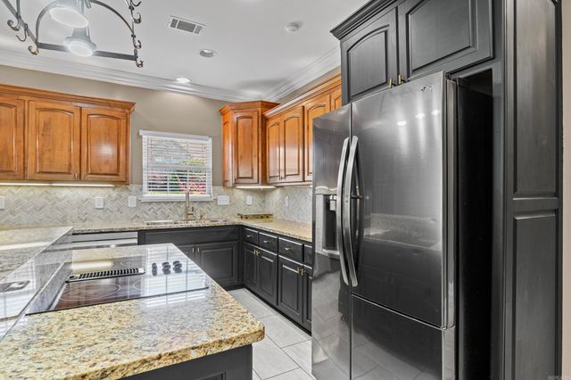 5014 Congressional Drive, Benton, AR 72019