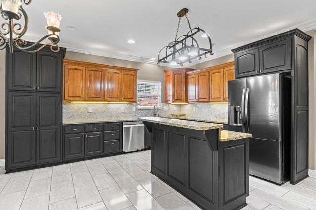 5014 Congressional Drive, Benton, AR 72019