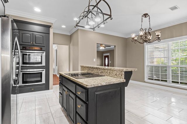 5014 Congressional Drive, Benton, AR 72019