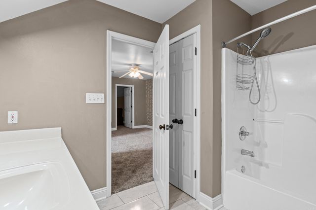 5014 Congressional Drive, Benton, AR 72019