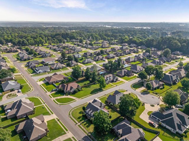 5014 Congressional Drive, Benton, AR 72019