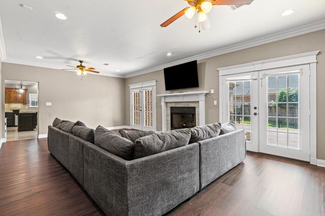 5014 Congressional Drive, Benton, AR 72019