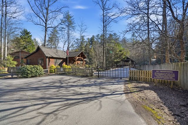 269 Blackberry Falls Drive, Ellijay, GA 30536