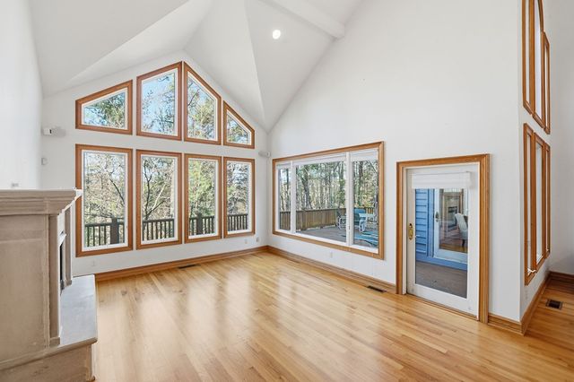 269 Blackberry Falls Drive, Ellijay, GA 30536