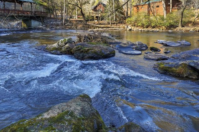 269 Blackberry Falls Drive, Ellijay, GA 30536