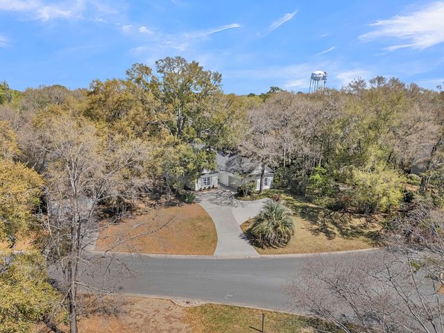 260 Alexandra Drive, Mount Pleasant, SC 29464