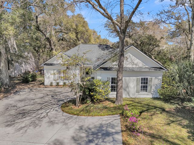 260 Alexandra Drive, Mount Pleasant, SC 29464