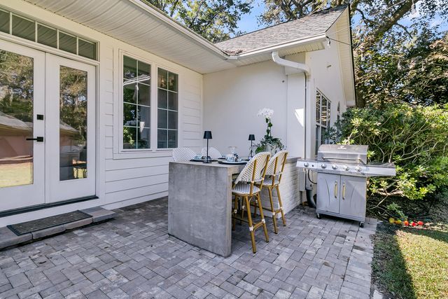 260 Alexandra Drive, Mount Pleasant, SC 29464