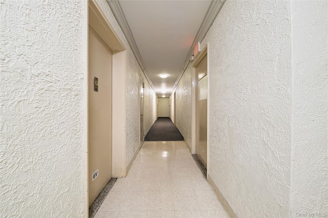 3 sadore Lane 6X, Yonkers, NY 10710
