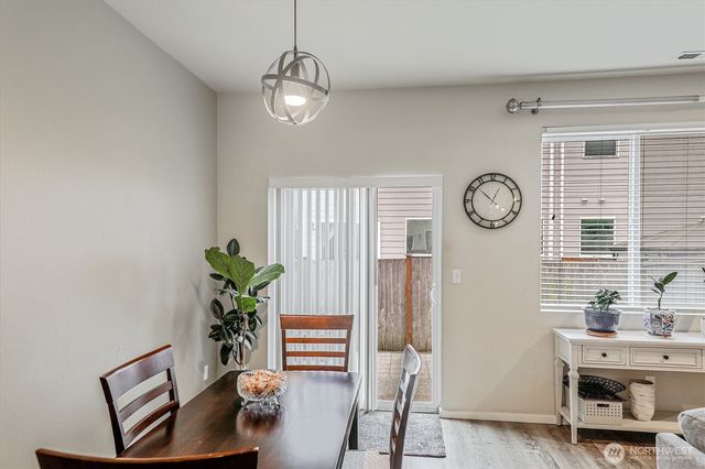 21637 104th Street Ct E, Bonney Lake, WA 98391