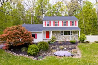 25 Hudson Drive, Hyde Park, NY 12538