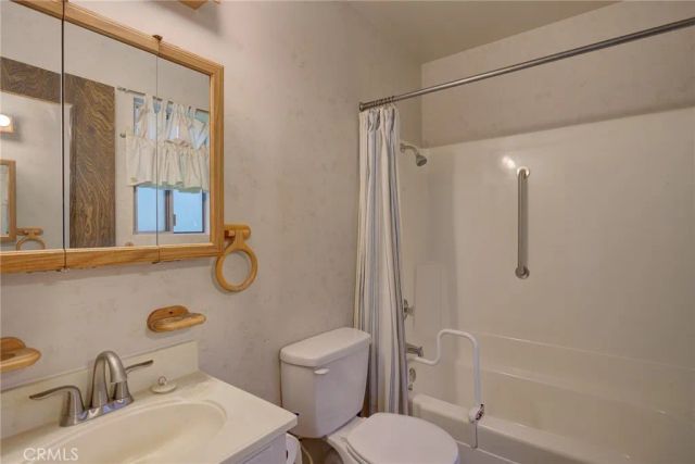 1699 Langton Street, Cambria, CA 93428