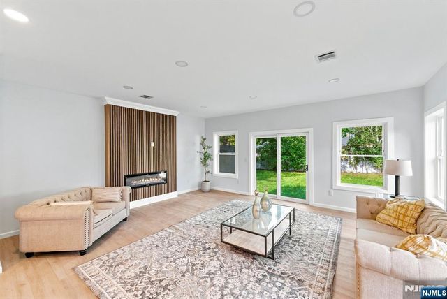 139 Main Street, Franklin, NJ 07416