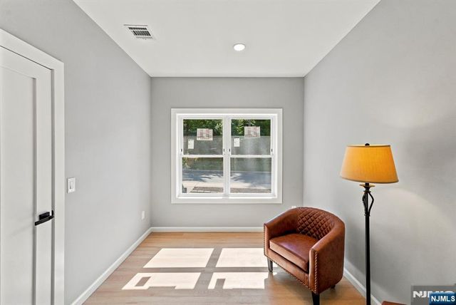139 Main Street, Franklin, NJ 07416