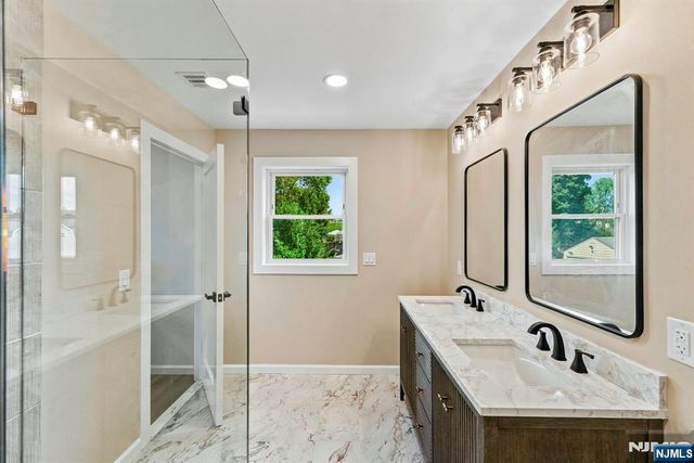 139 Main Street, Franklin, NJ 07416
