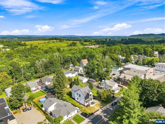 139 Main Street, Franklin, NJ 07416