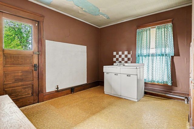 117 N 6th Street, Goshen, IN 46528