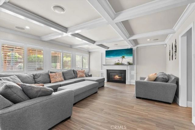 2511 Gilbert Avenue, Corona, CA 92881