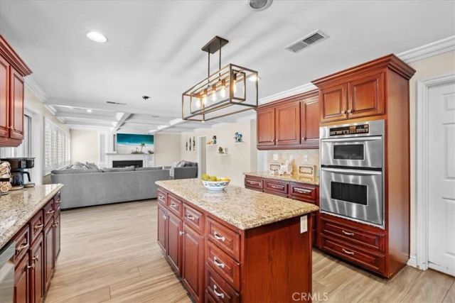 2511 Gilbert Avenue, Corona, CA 92881