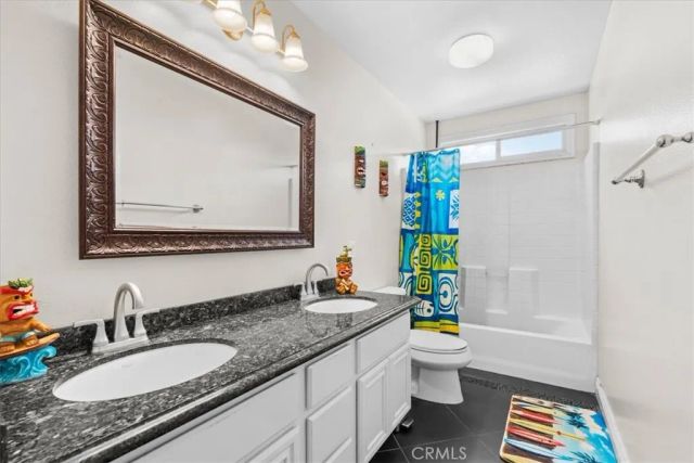 2511 Gilbert Avenue, Corona, CA 92881