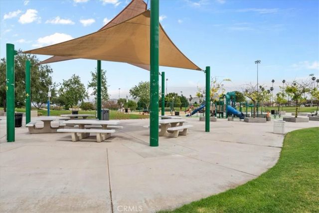 2511 Gilbert Avenue, Corona, CA 92881