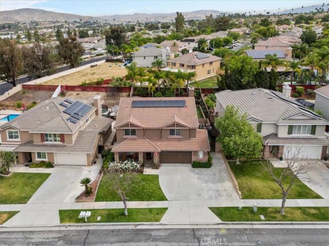 2511 Gilbert Avenue, Corona, CA 92881
