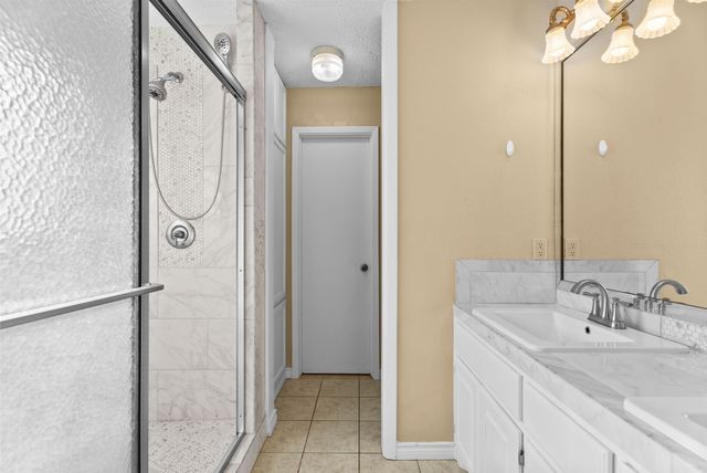 6088 County Road 1804, Jacksonville, TX 75766