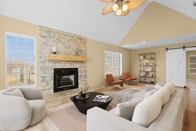 6088 County Road 1804, Jacksonville, TX 75766