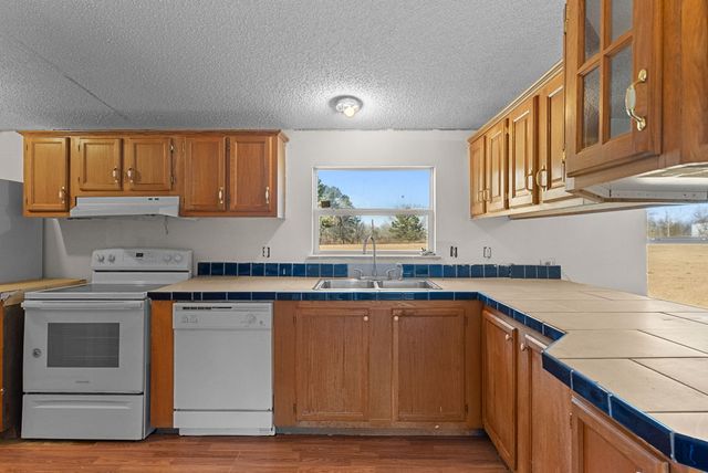 6088 County Road 1804, Jacksonville, TX 75766