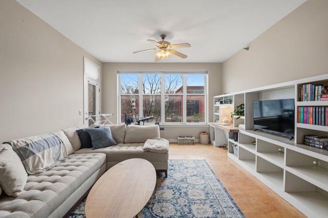 370 Farrell St Apt 303, South Burlington, VT 05403