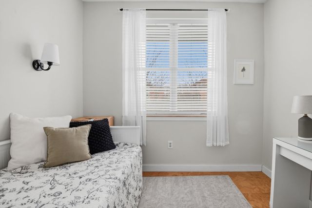 370 Farrell St Apt 303, South Burlington, VT 05403