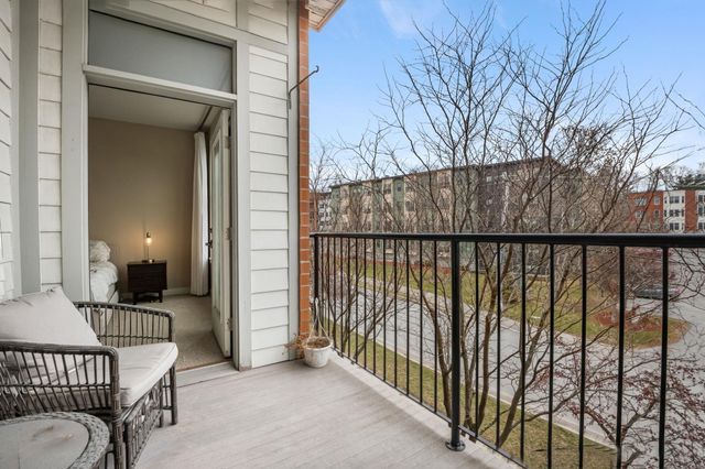 370 Farrell St Apt 303, South Burlington, VT 05403