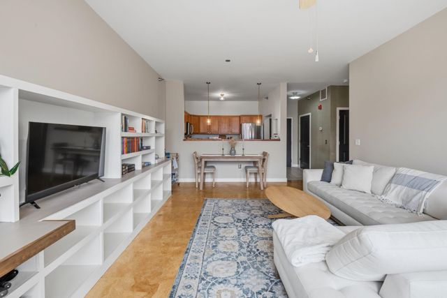 370 Farrell St Apt 303, South Burlington, VT 05403