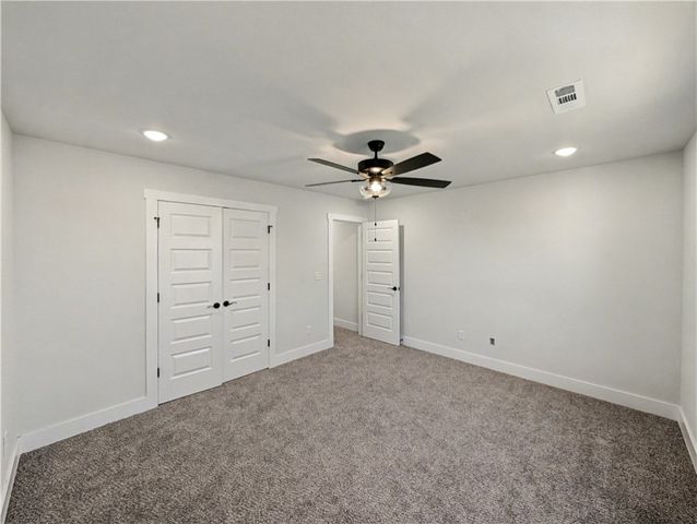 6905 SW Basswood Avenue, Bentonville, AR 72713