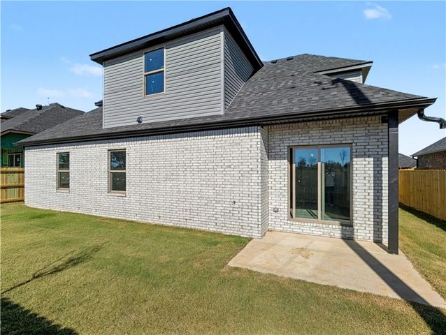 6905 SW Basswood Avenue, Bentonville, AR 72713