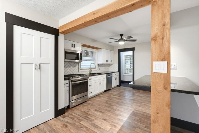 3882 State Route 43, Kent, OH 44240