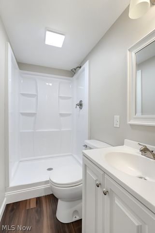 3882 State Route 43, Kent, OH 44240