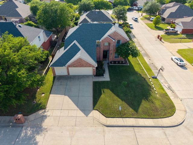 7133 Sundance Lane, Fort Worth, TX 76179