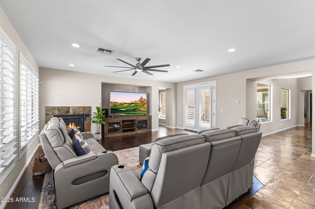 3622 W JORDON Lane, Phoenix, AZ 85086